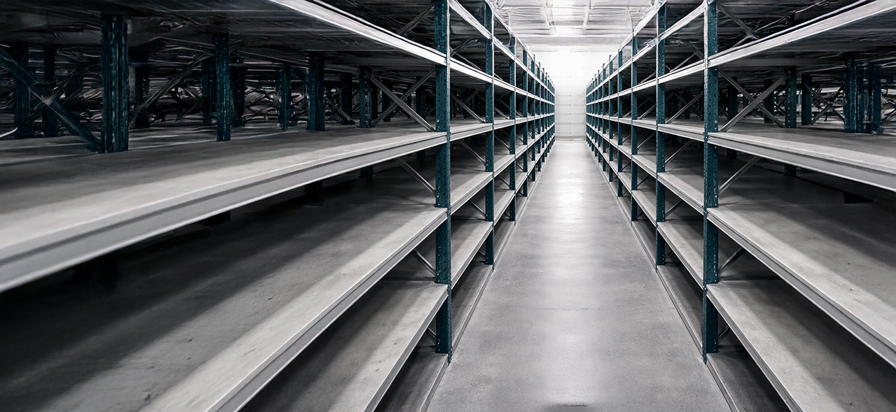 heavy-duty-storage-systems-with-decking-panels