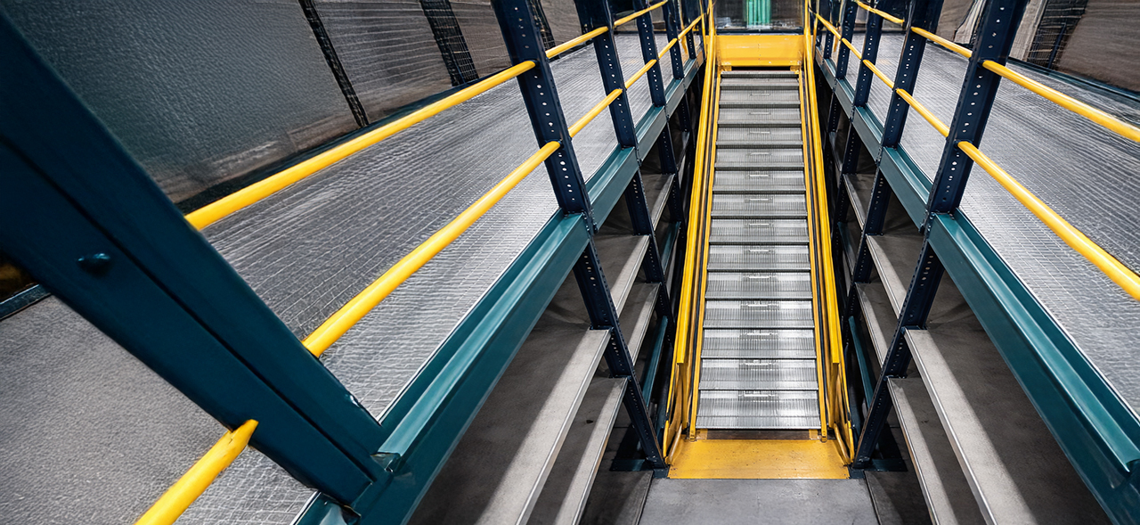 stairs-handrails-loading-gates